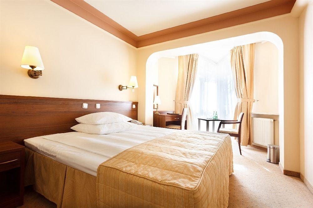 Papuga Park Wellness&spa Hotel