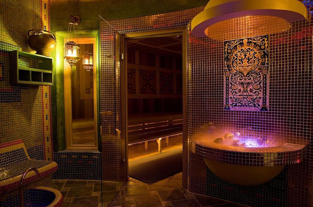 Hotel Papuga Park Wellness&spa 4*
