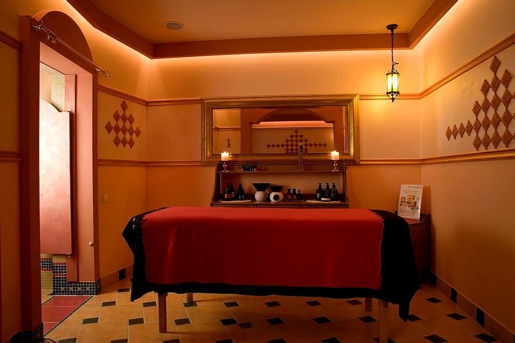 Papuga Park Wellness&spa Hotel